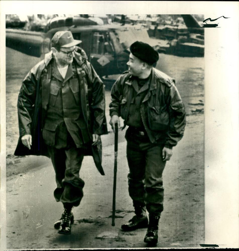 Lieut-Gen. Hoang Xuan Lam and Lt.-Gen Julian Ewell. - Vintage Photograph