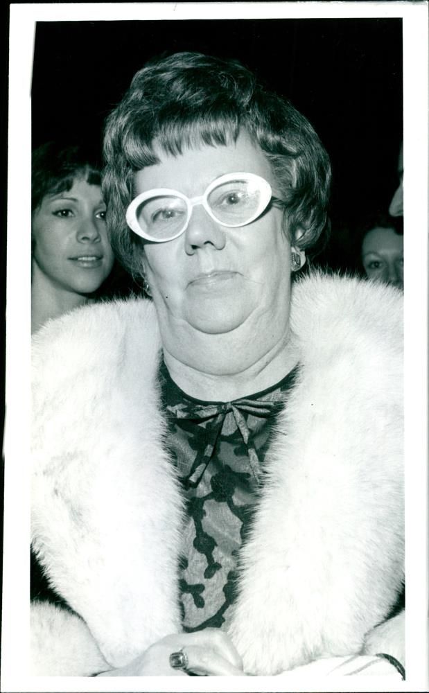 Dandy Nichols - Vintage Photograph
