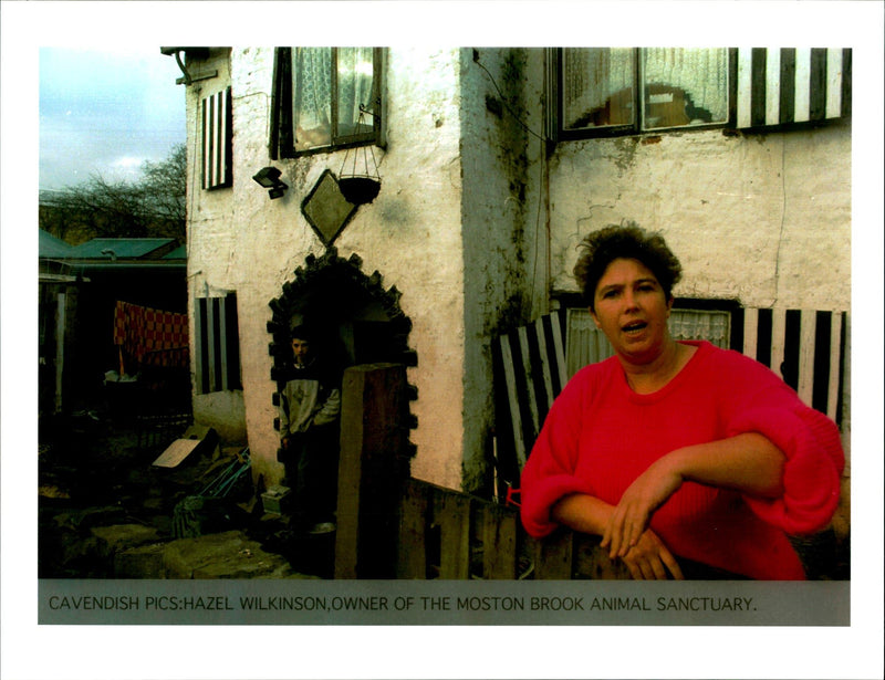 HAZEL WILKINSON THE OWNER MOSTON BROOK ANIMAL SANCTUARY ALS - Vintage Photograph