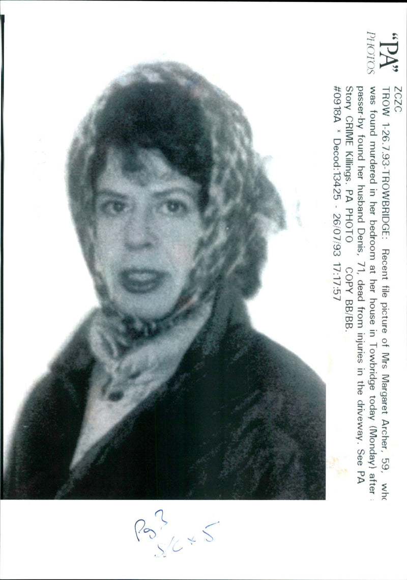 MRS MARGARET ARCHER WAS FOUND MURDERED HER BEDROOM DENIS PUBLISHED - Vintage Photograph