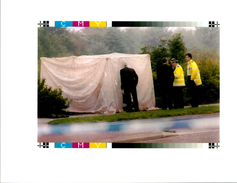 1994 CANNOCK ENGLAND SCENE MURDER EAST ROAD HEDNESFIELD - Vintage Photograph