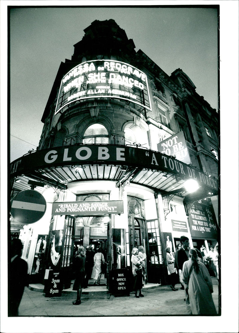 London Shaftesbury Avenue - Vintage Photograph