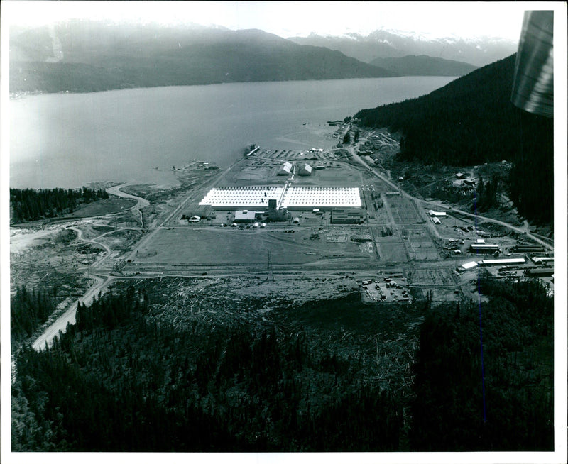 ALUMINIUM WAS EXTENSIVELY USED THROUGHOUT CONSTRUCTION ALCANS KITIME BRITISH - Vintage Photograph