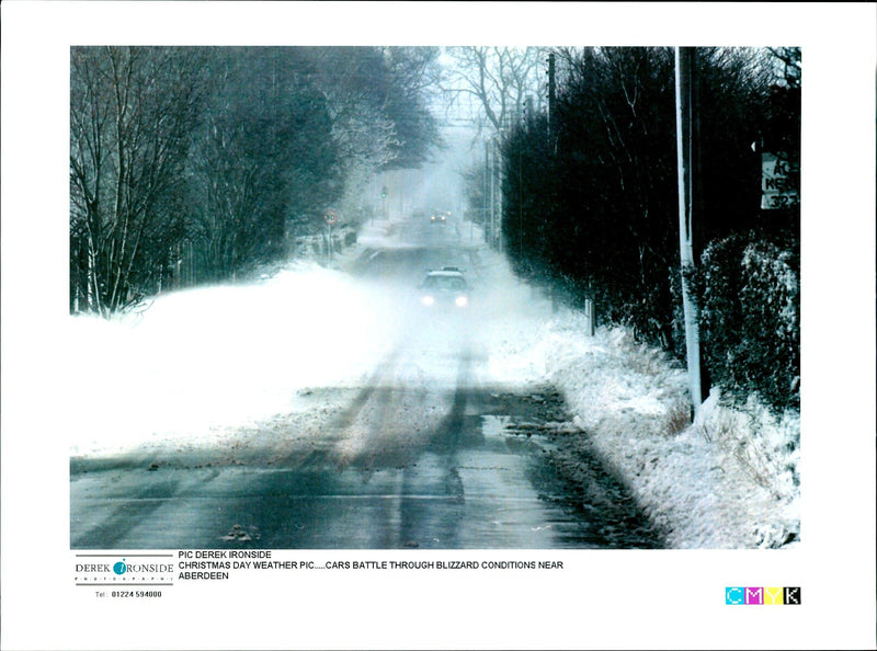 PIC RONSIDE CHRISTMAS DAY WEATHER CARS BATTLE THROU DEREK IRONSIDE - Vintage Photograph