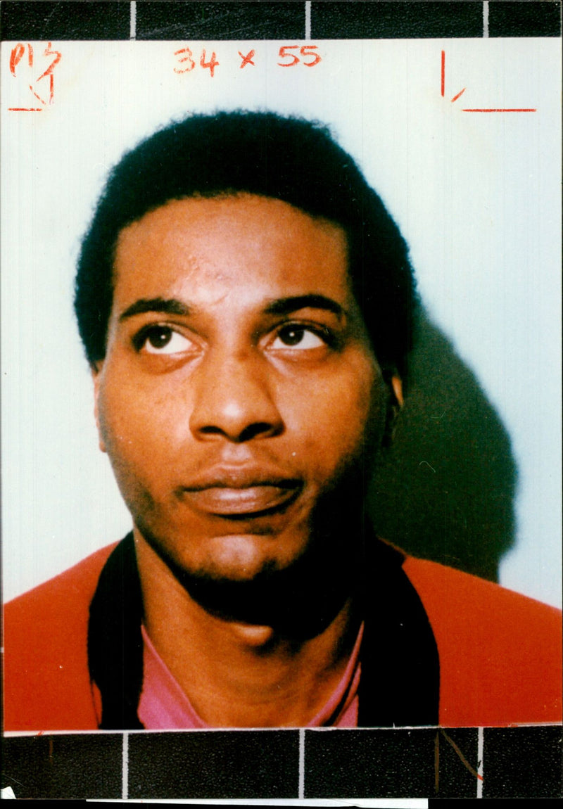 NICHOLAS VERNAGE ACCUSED MURDERS SGT ALAN KING AND POLICE INCLUDING - Vintage Photograph