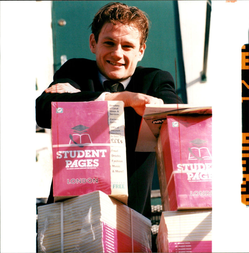 1995 THE DAILY TELEGRAPH PUBLISHED EVERY DAY PAPER MUSIC FASHION - Vintage Photograph