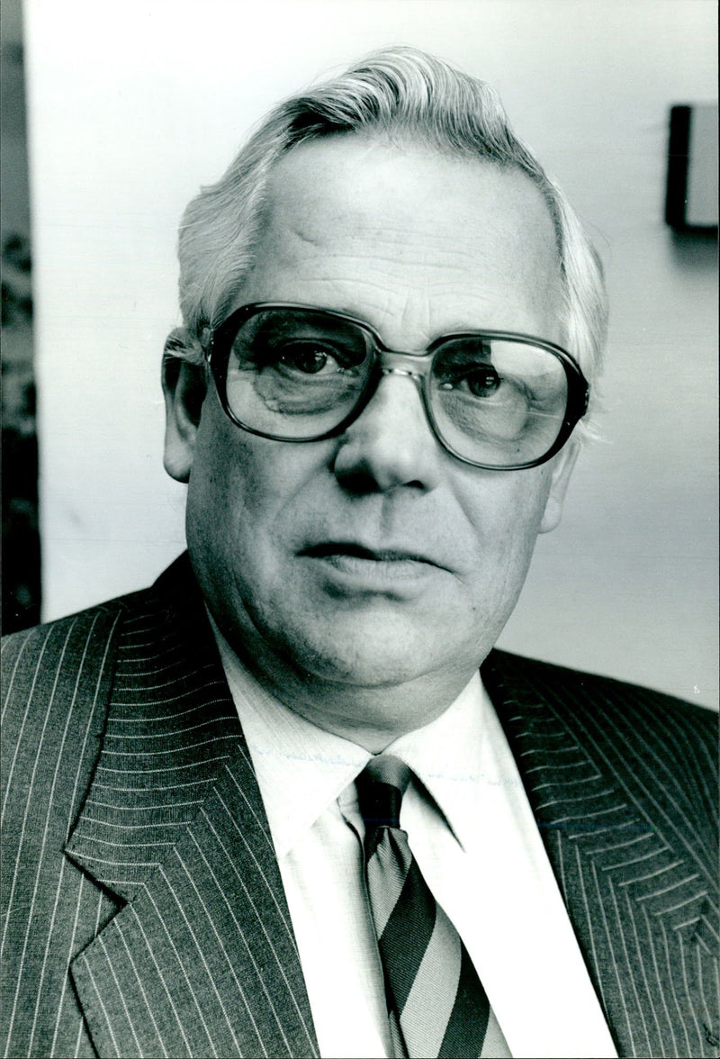 JOHN LAWRENCE THE CHIEF EXECUTIVE RECKITT TREVOR HUMPHRIES - Vintage Photograph