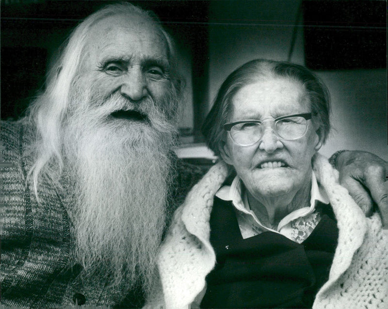 Gustav Håkansson "Stålfarfar" and his wife Maria - Vintage Photograph