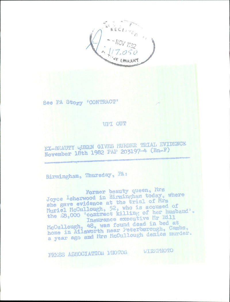Mrs. Joyce Isherwood gave evidence of Bill McCullough's murder - Vintage Photograph