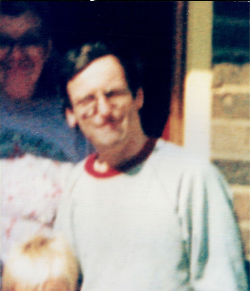 GRAHAM SAMPSON CHILDREN EVIL SHOWS ABUSINA PICTURE PERVERT BERNARD WIS - Vintage Photograph