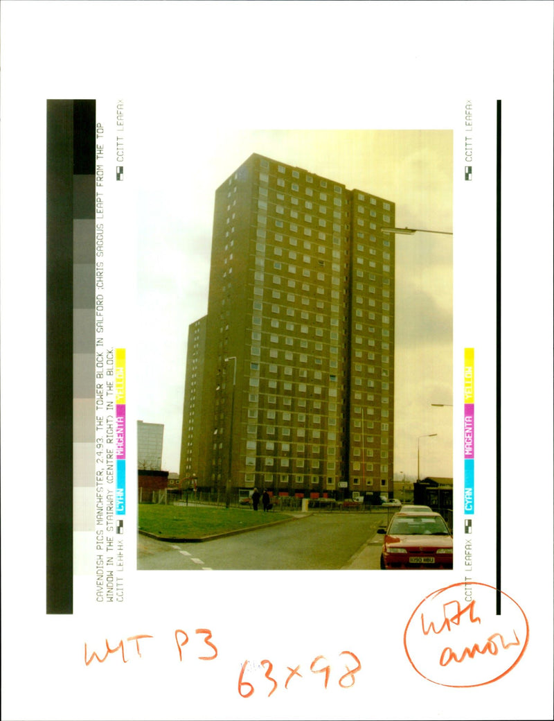 1993 CHRISTOPHER SAGGERS WAS HOSPITAL AFTER BEING FOUND THE POLICE CAR - Vintage Photograph