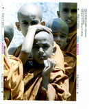 1995 YOUNG BUDDHIST MONK WHO ANURUDDHA LOKUHAPUARACHCHI WAR WRITER COUNTRY - Vintage Photograph