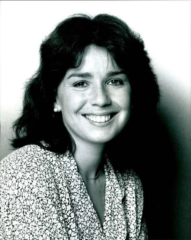 AND REPORTER PRESENTER KATHY ROCHFORD - Vintage Photograph