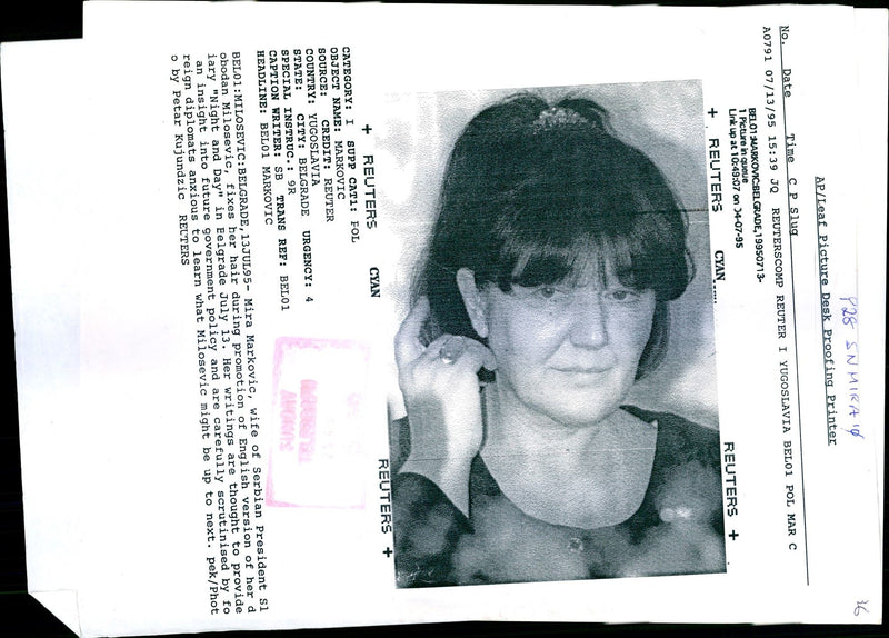 1995 MIRJANA MARKOVIC MIRA MARC WRITER ENGLISH COUNTRY PRESIDENT - Vintage Photograph