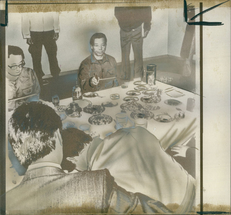 KIM JAE KYU SHOWED HOW SHOT PRESIDENT PARK BIZARRE ENACTMENT - Vintage Photograph