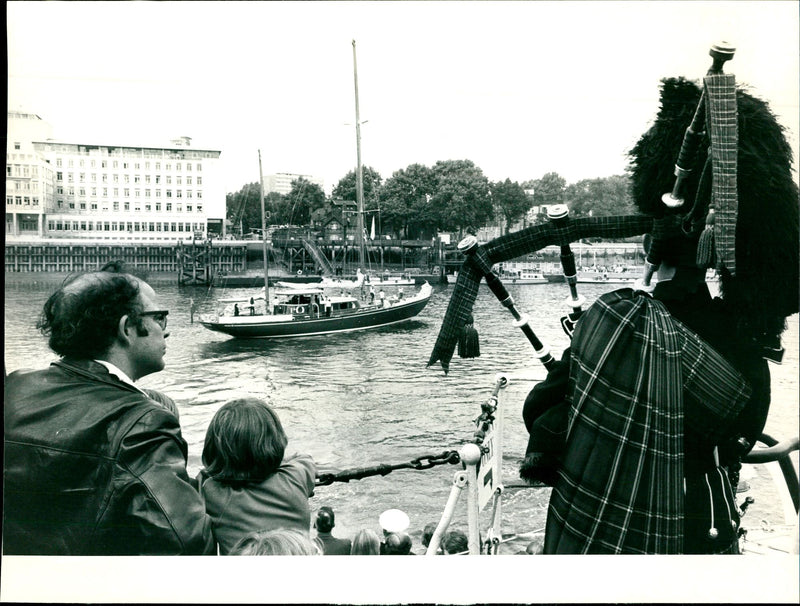 Ships: Yachts: Sea Star - Vintage Photograph