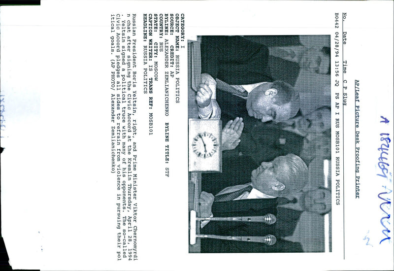 1994 YELTSIN SIGNED POLITICA TONY PRIME WRITER RUSSIA RUSSIAN PRESIDENT TITLE - Vintage Photograph