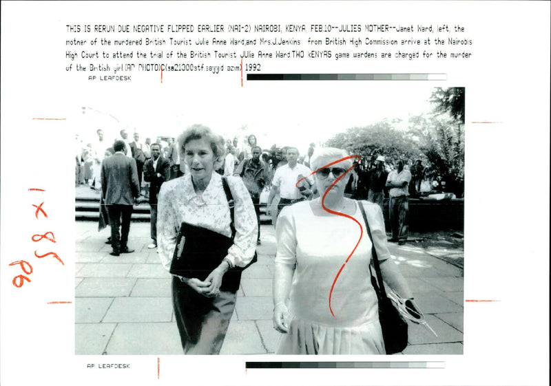 1992 JULIE ANNE WARD WAS MURDERED KENYA TWO KENYAS GAME PUBLISHED BRITISH - Vintage Photograph