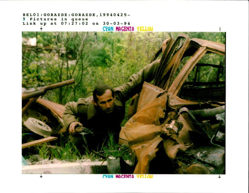 1994 BOSNIAN SERBS HALTED THEIR THREE WEEK ASSAU NICK ROGERS CAR WRITER COUNTRY - Vintage Photograph
