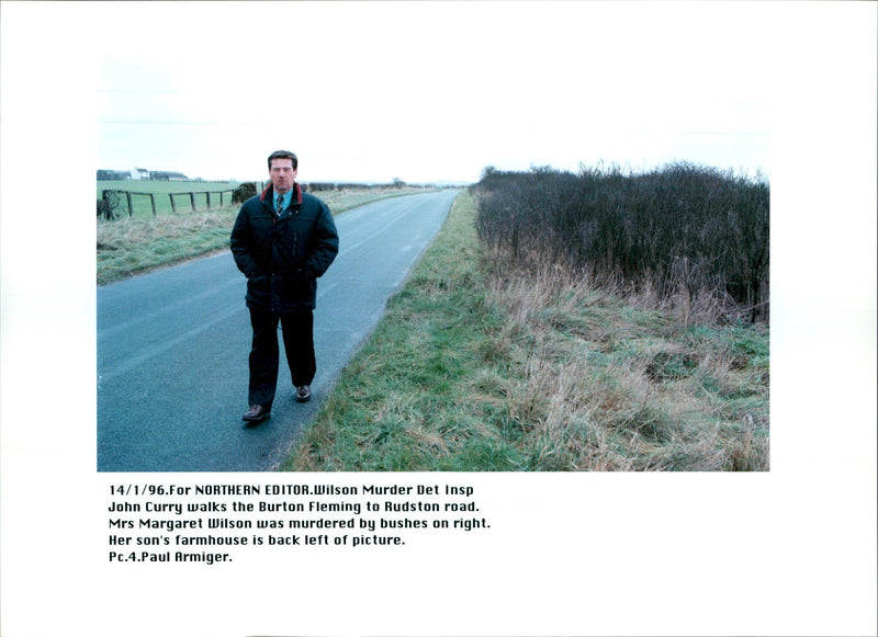 WILSON MURDER DET INSP JOHN CURRY WALKS THE PAUL ARMIGER MARGARET - Vintage Photograph