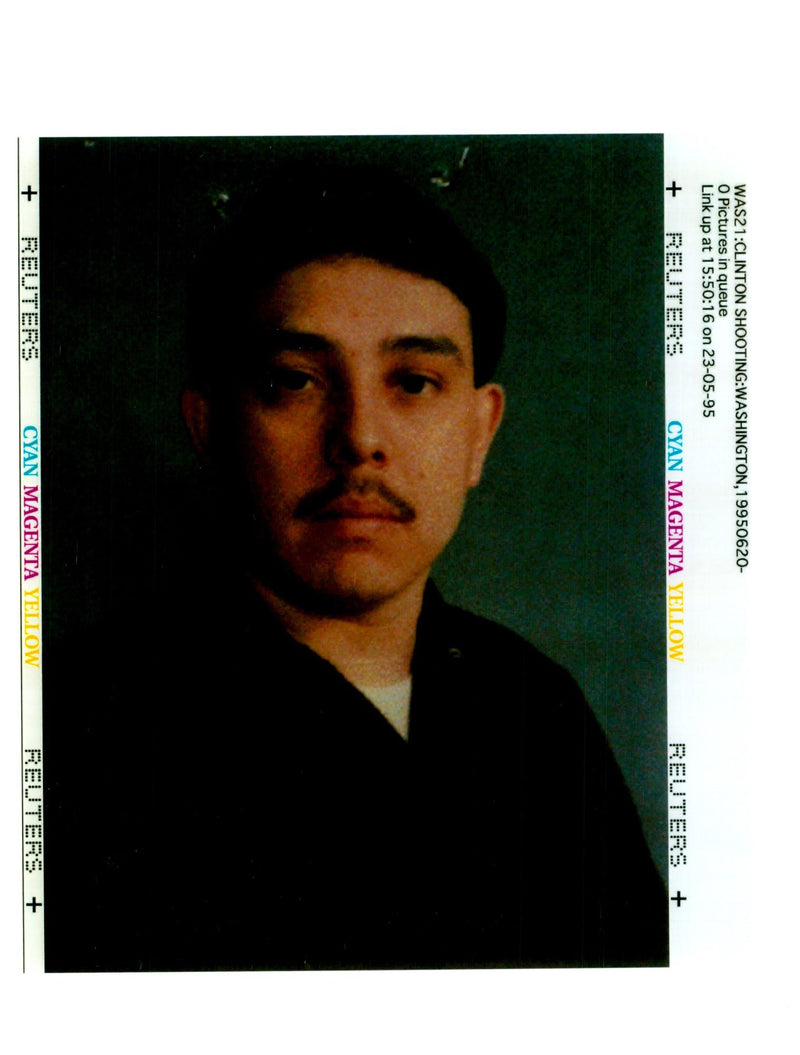 1995 FRANCISCO MARTIN DURAN FIRED TIME CLINTON WHITE USA WRITER PRESIDENT - Vintage Photograph