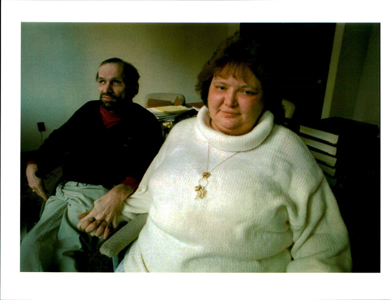 1995 CATHERINE SHEEHAN AND MICHAEL WRITER USA VISIT - Vintage Photograph