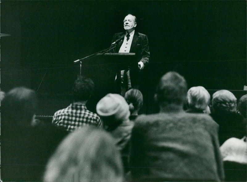 Åke Janzon, critic of literature in SvD, presented poetry day's most applauded lesson in poetry and criticism - Vintage Photograph