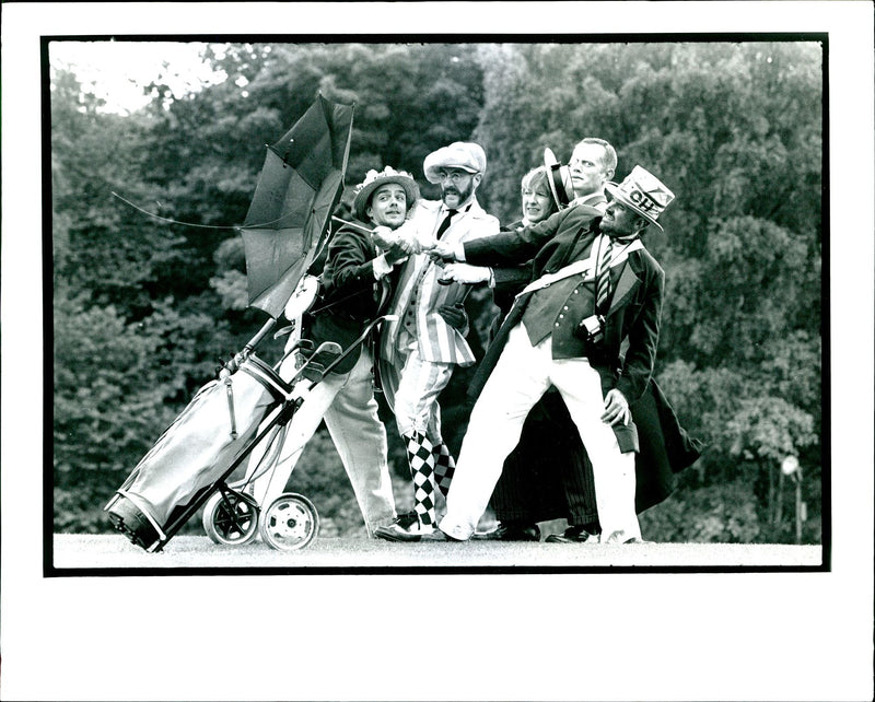 1985 THE DUKES HAZZARD MUSICAL BASED CLASSIC NOVEL IAN JAMES - Vintage Photograph