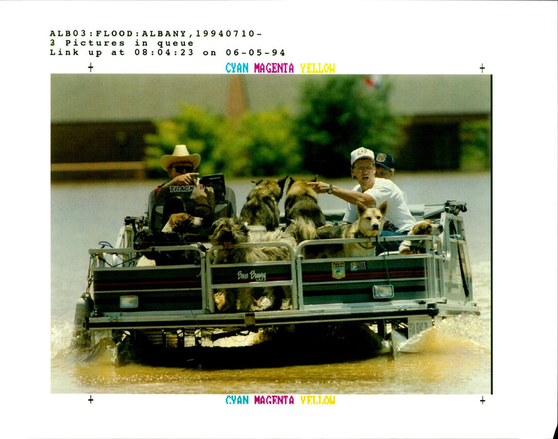 1994 FLINT RIVER CONTINUES RISE AND EXPECT JOHN KUNTZ REUTER USA WRITER - Vintage Photograph