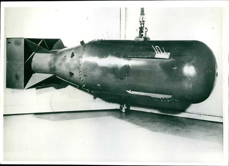 Bomb: "Little Boy" e "Fat Boy" - Vintage Photograph