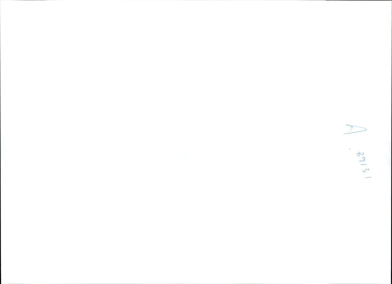 1995 JUNE HOMER SUE THE HOME OFFICE OVER MURDER HER HUSBAND PETER - Vintage Photograph