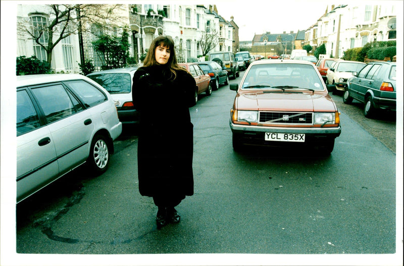 1994 YCL SAMANTHA HILL WITH HER LOWER INSURANCE PREMIUM VOLVO XSAMANTHA - Vintage Photograph