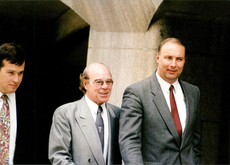 LOECHT BEING HELD SUSPICION MURDER AND ATTEMPTED RICHARD OPEN - Vintage Photograph