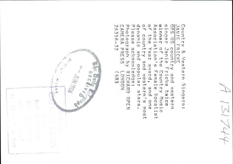 OPEN CAMERA MUSIC PRESS SINGERS SINGER - Vintage Photograph