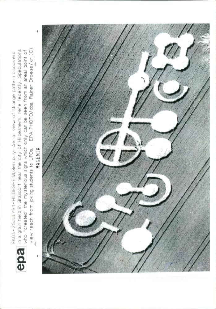 Crop circle - Vintage Photograph