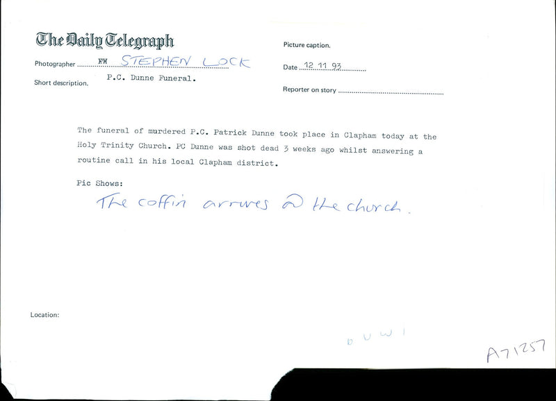 THE FUNERAL MURDERED PATRICK DUNNE TOOK PLACE STEPHEN LOCK ARRIVES - Vintage Photograph