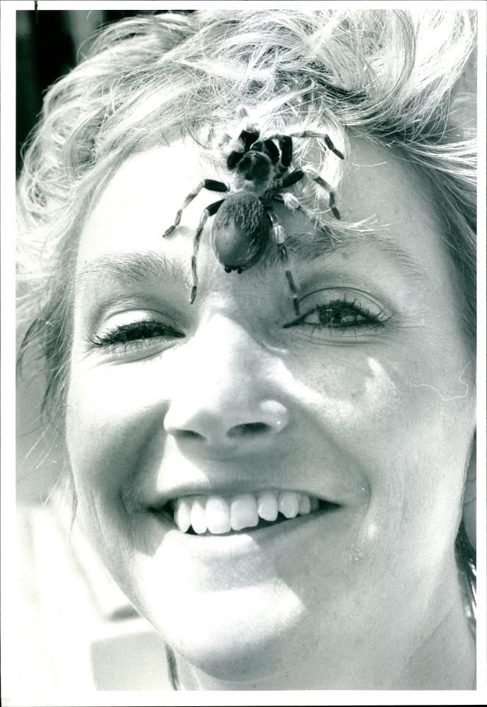 Julie Fitzherbert-Brockholes with her pet tarantula. - Vintage Photograph