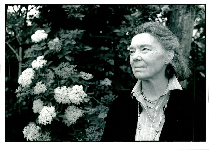 Rosamunde Pilcher - Vintage Photograph