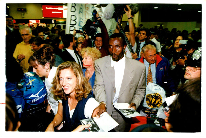 Sally Gunnell and Linford Christie - Vintage Photograph