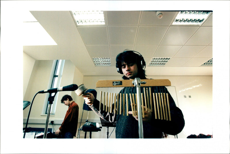 MUSICIANS GUIDO YUI IWACHS PAUL MCCARTNEYS KEVIN FITZPATRICK JANE - Vintage Photograph