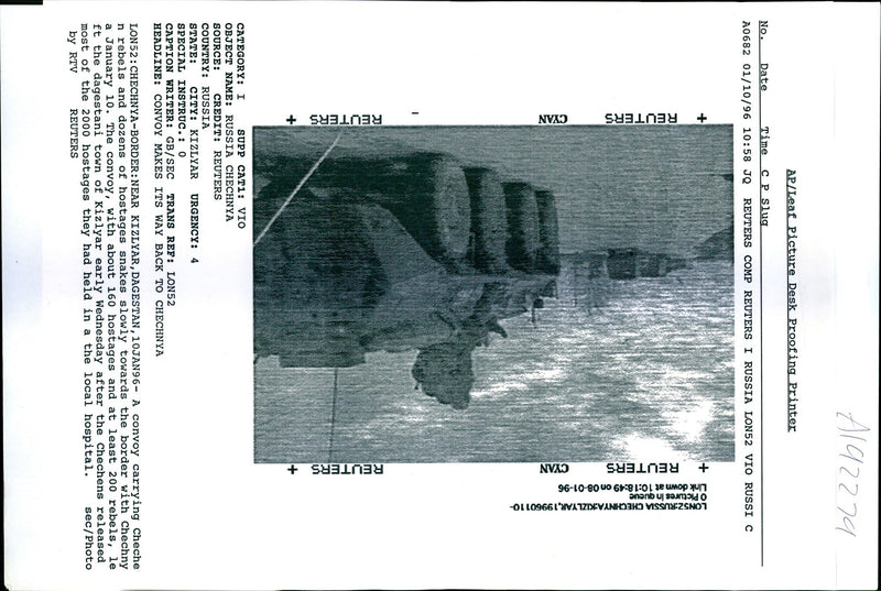 CONVOY CARRYING CHECHE REBELS AND DOZENS BACH WRITER RUSSIA EARLY - Vintage Photograph