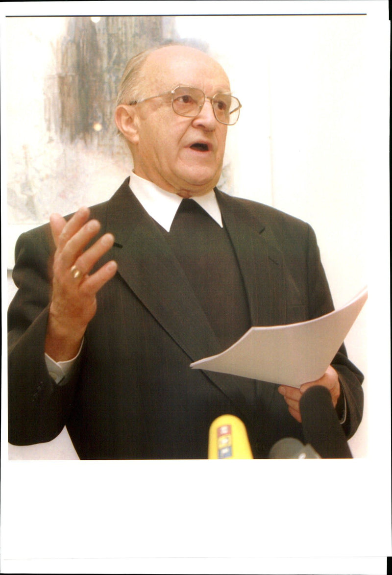 WOLFGANG WRITER COUNTRY - Vintage Photograph