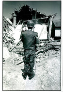 Picture caption . PILIP HOTLIS Photographer ............... - Vintage Photograph