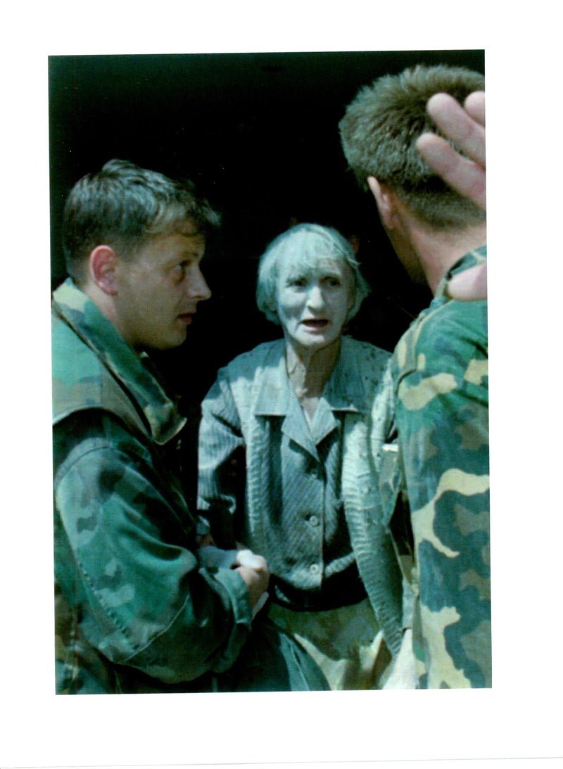 1995 NATO JETS STRUCK BOSNIAN JEROME DELAY WAR WRITER SECOND BRITISH TITLE - Vintage Photograph