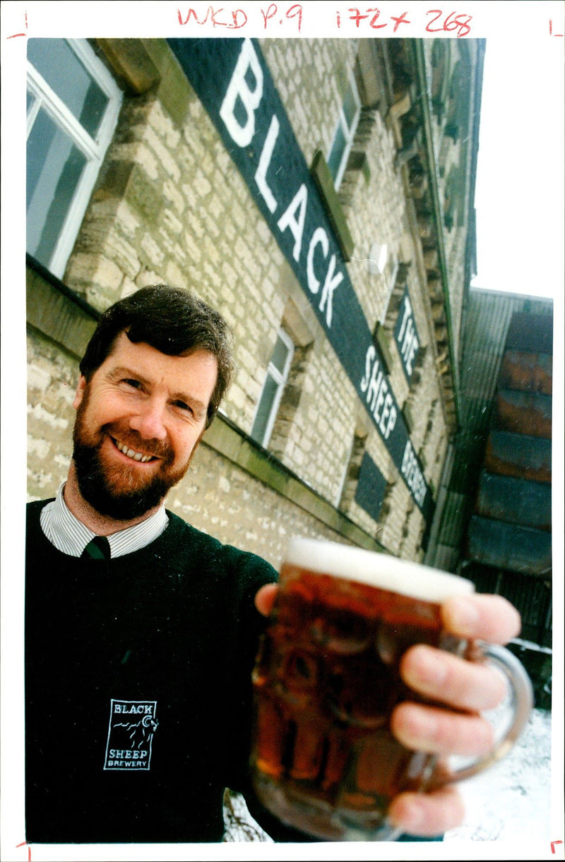 1994 PAUL THEAKSTON BLACK SHEEP BREWERY MASHAM NORTH YOR JIMMY GASTON PUBLISHED - Vintage Photograph