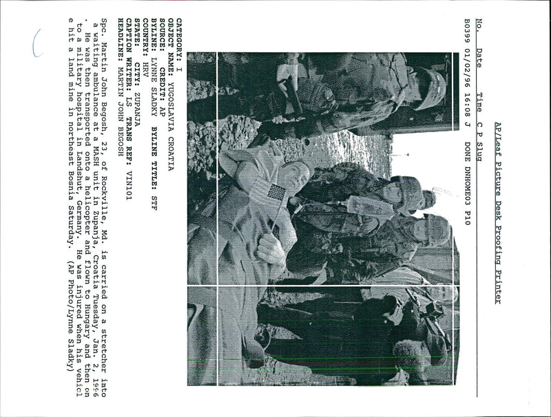 1996 SPC MARTIN JOHN BEGOSH WAS INJURED LYNNE SLADKY MILITARY WRITER TITLE - Vintage Photograph