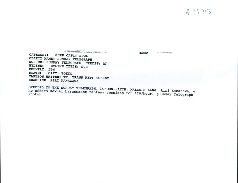 AIRI KANAZAWA OFFERS SEXUAL HARASSMENT MALCOLM TITLE WRITER COUNTRY - Vintage Photograph