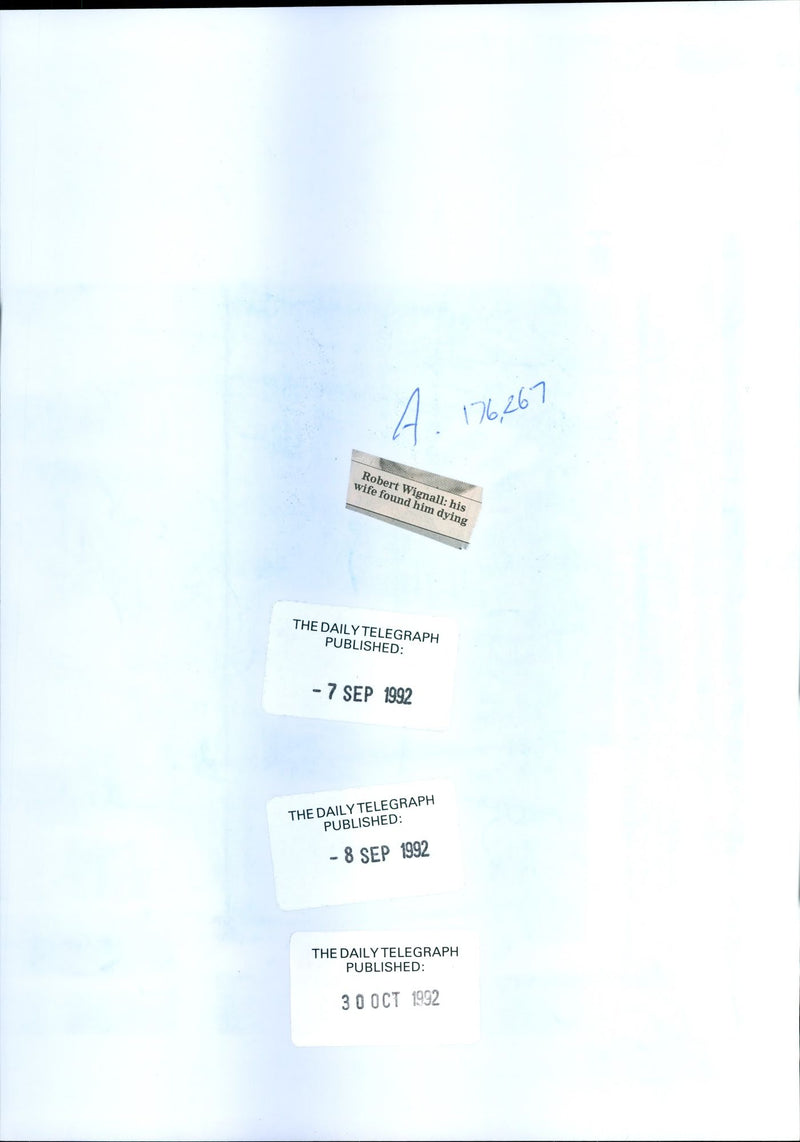 1992 ROBERT WIQNALL WHO WAS BRUTALLY MURDERED WHILST FEEDING FOXES WIFE PUBLISHED - Vintage Photograph