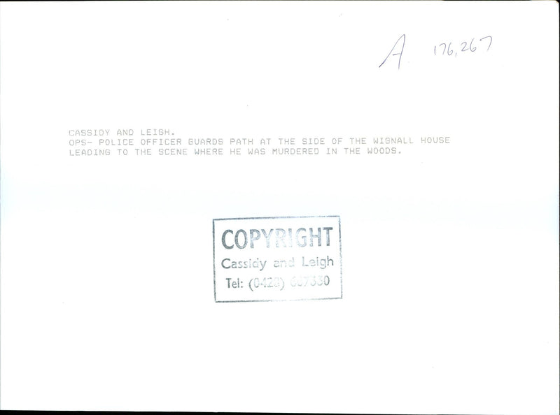 LOOK THE SCENE WHERE POLICE OFFICER WAS MURDERED LEIGH TEL LEADING - Vintage Photograph