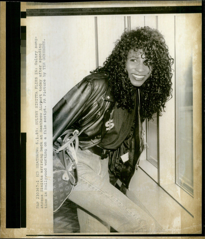 Sinitta - Vintage Photograph